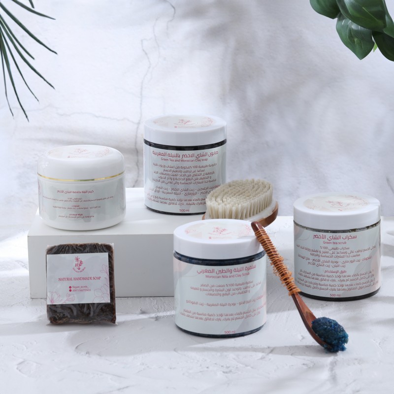 مجموعة تفتيح البشرة بالشاي الأخضر والنيلة المغربية